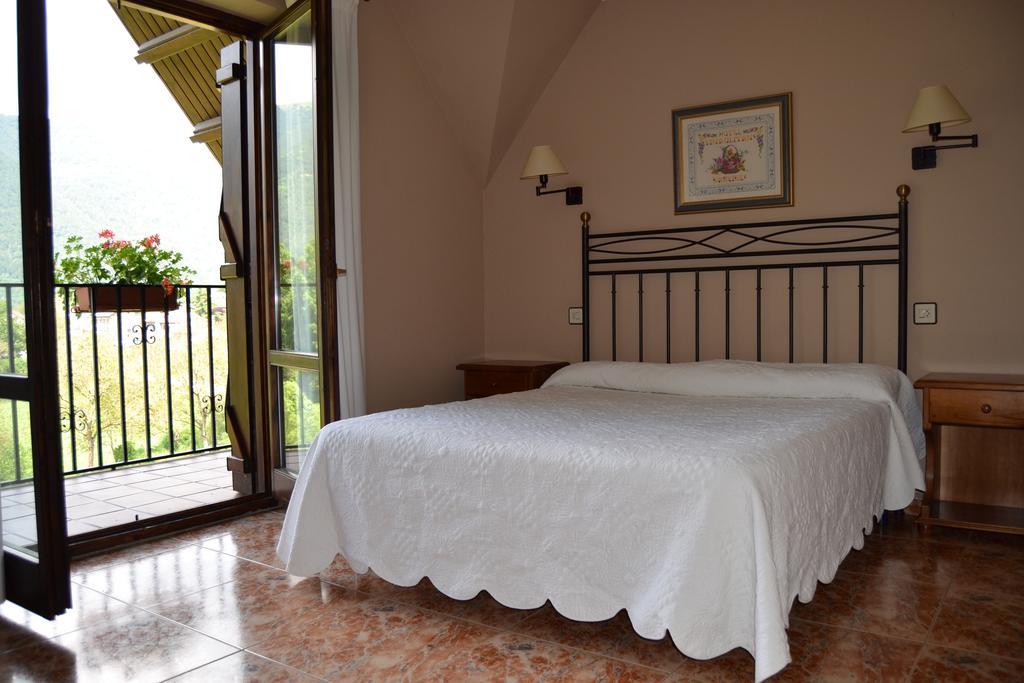 Hotel Vina Olivan Sarvisé Pokój zdjęcie