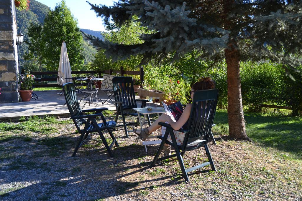 Hotel Vina Olivan Sarvisé Zewnętrze zdjęcie